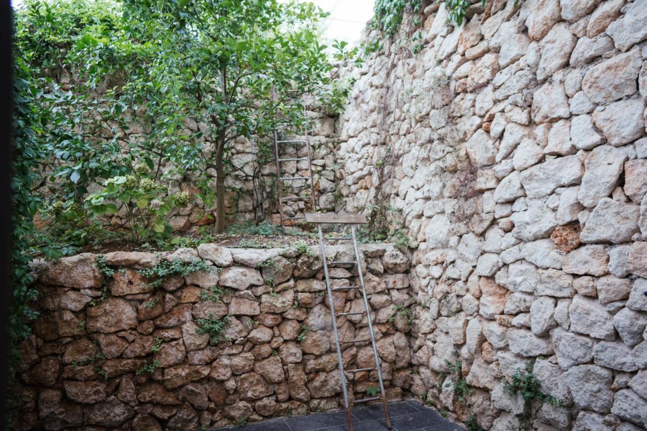Prestigiosa Villa Con Piscina Condominiale Monopoli Exterior foto