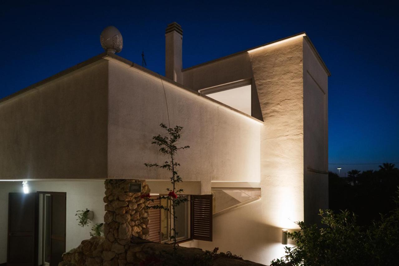 Prestigiosa Villa Con Piscina Condominiale Monopoli Exterior foto